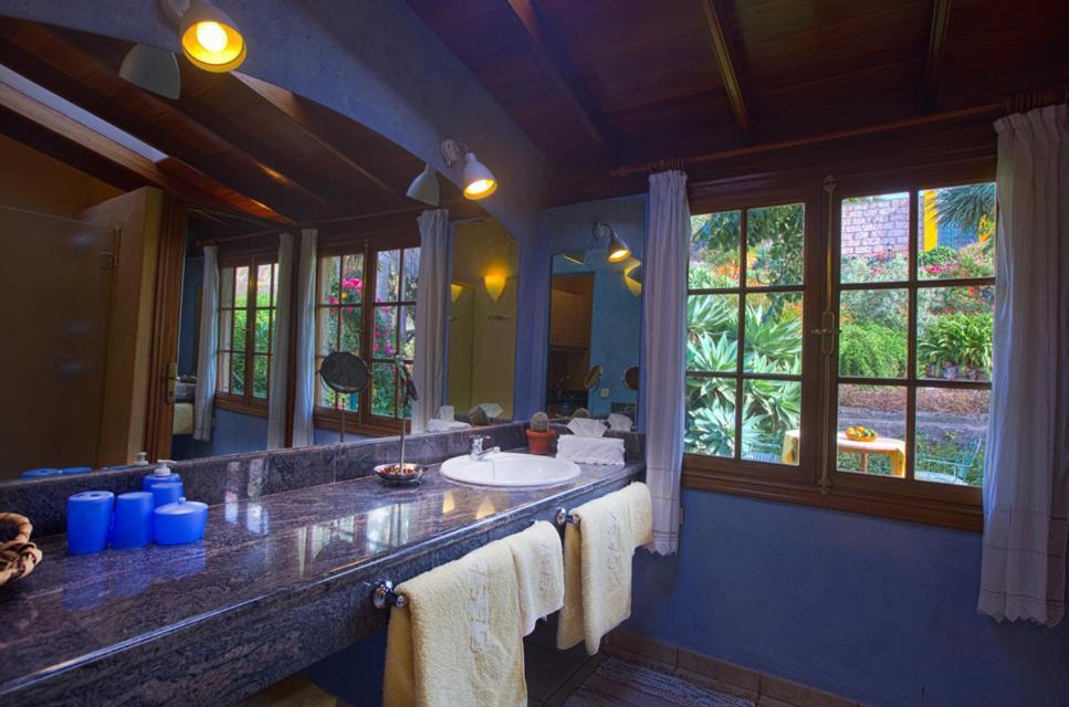 Finca Casa Vieja Hotel Santa Úrsula Екстериор снимка
